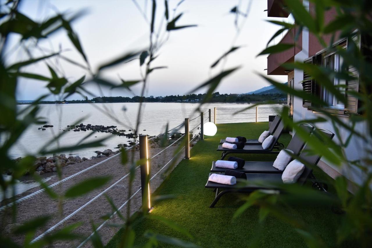 Beach Apartment Paklenica Seline ภายนอก รูปภาพ
